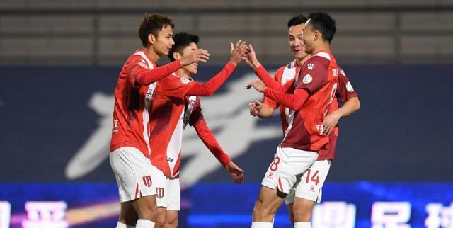 AA, 亮相, 能帮助成都