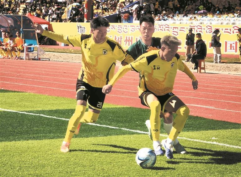 马奔袭而来, 的豪迈气韵 马奔袭而来, 的豪迈气韵