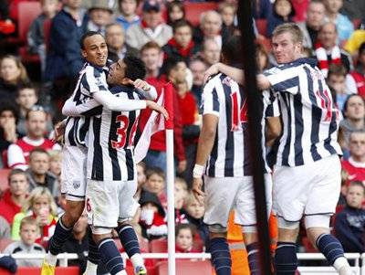 韧性十足的, 钢铁防线