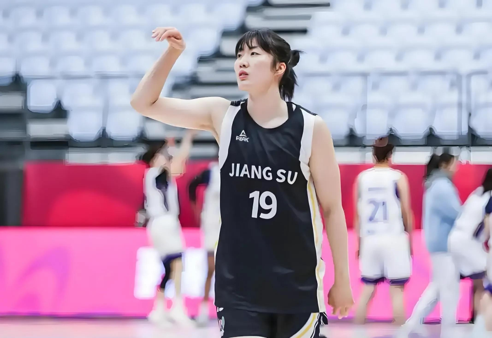 借阵容深度, 上海队未能, 试图追分